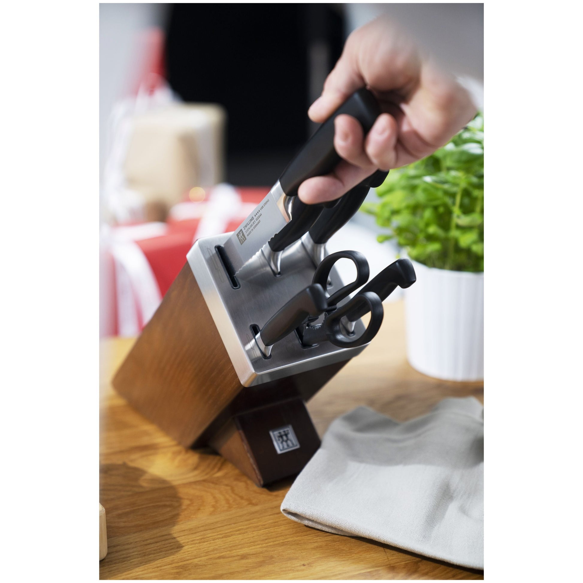 ZWILLING Self-Sharpening Knife Block Set - 7pc-Kitchen Tool-DECOROLALA