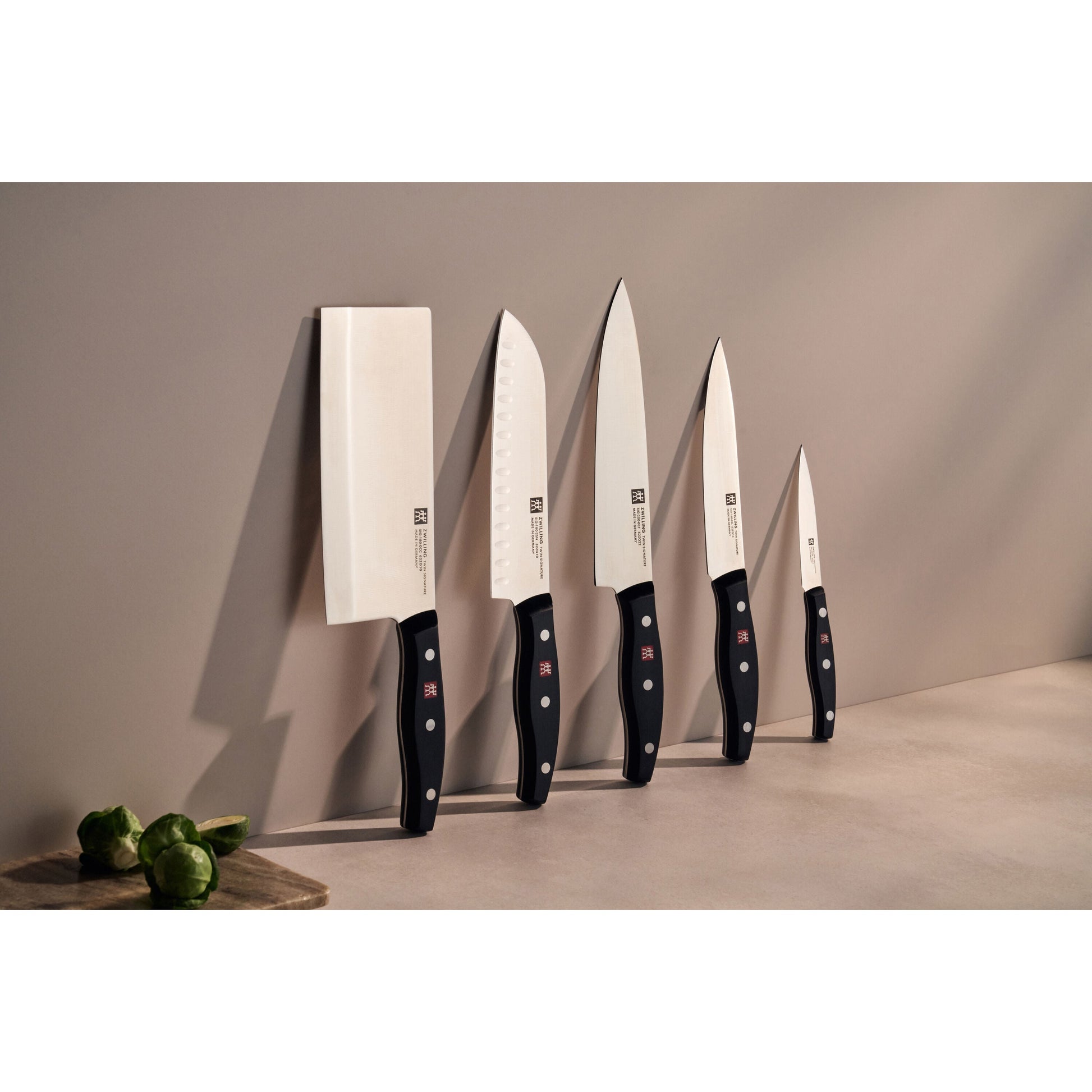 ZWILLING Signature 6 inch, Carving Knife-3
