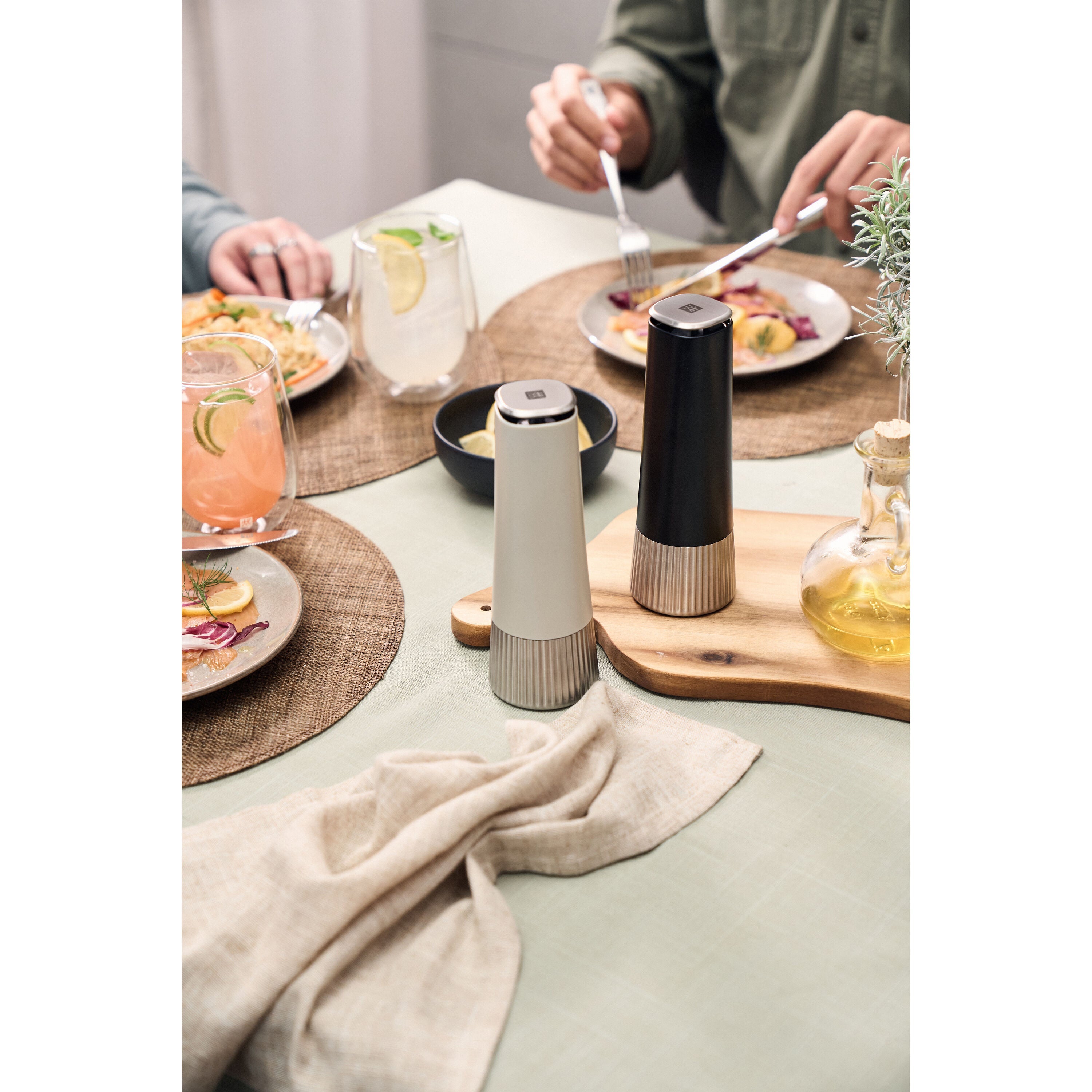 ZWILLING Spices Spice Mill Set - Black Ivory-Spice Grinder-DECOROLALA