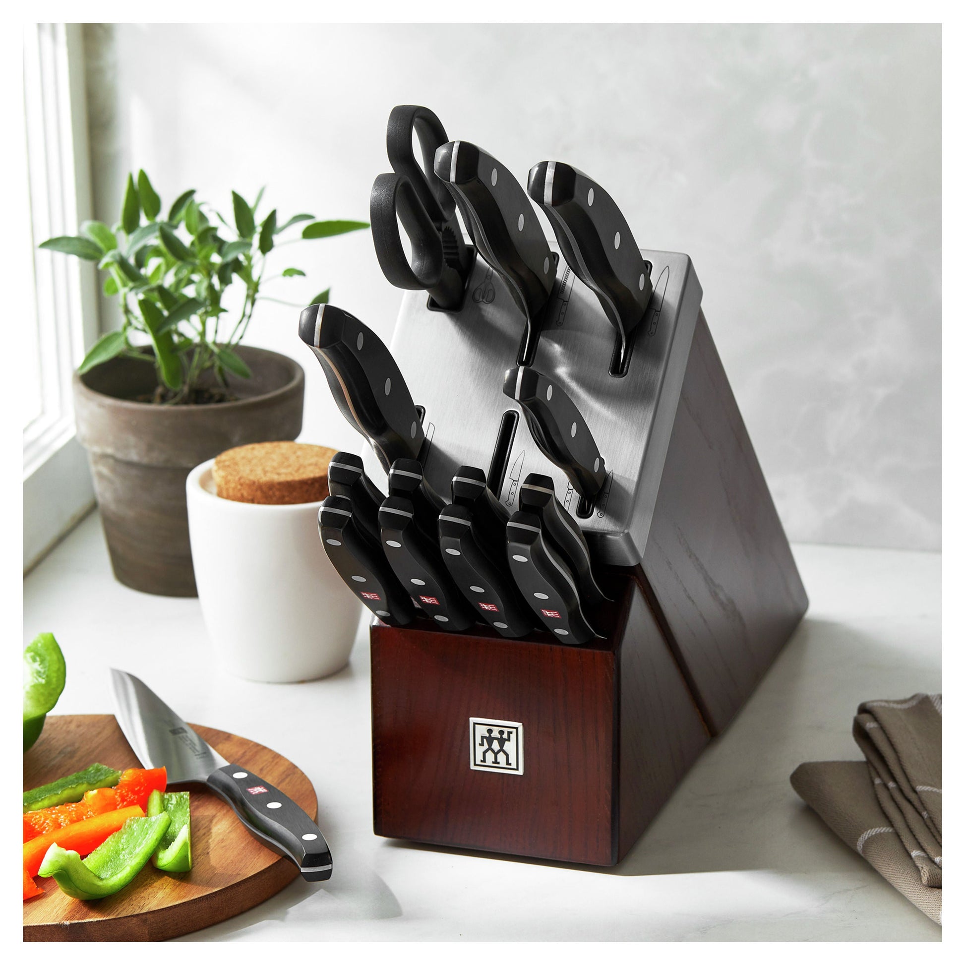 ZWILLING TWIN Signature 15 Piece Self Sharpening Block Set, Brown-Knife Block-DECOROLALA