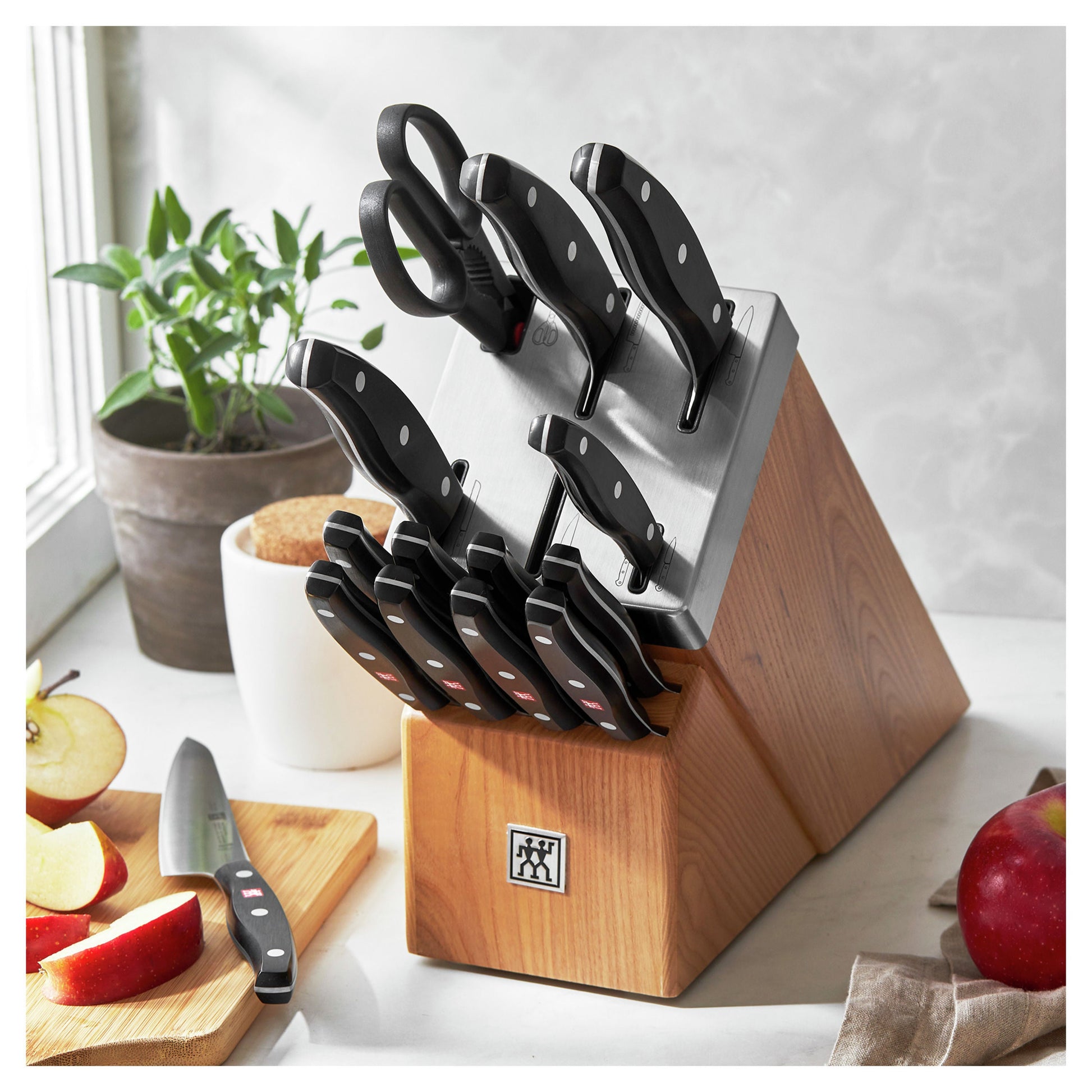 ZWILLING TWIN Signature 15 Piece Self Sharpening Block Set, Nature-Knife Block-DECOROLALA