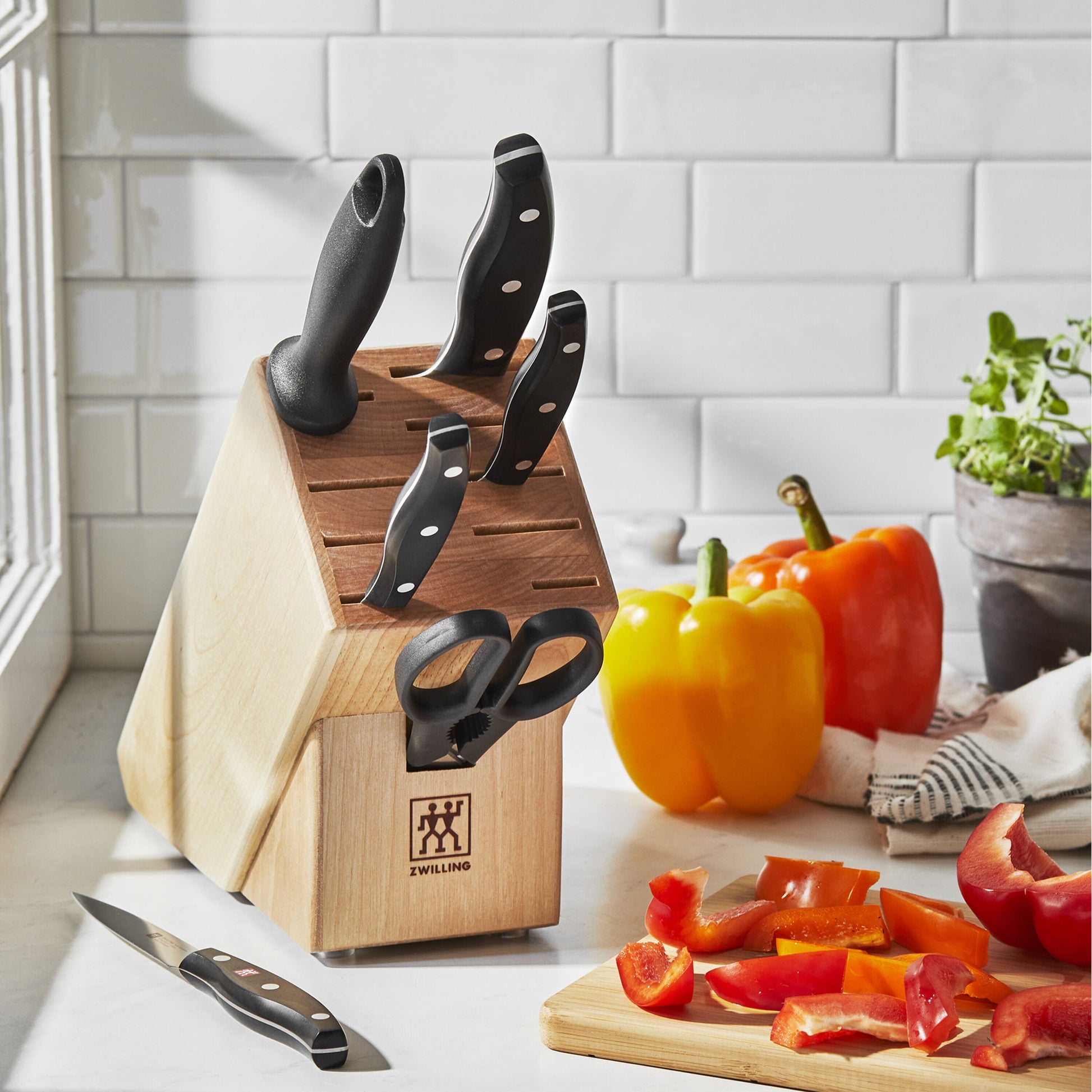 ZWILLING TWIN Signature 7 Piece, Knife Block Set, Nature-n/a-DECOROLALA