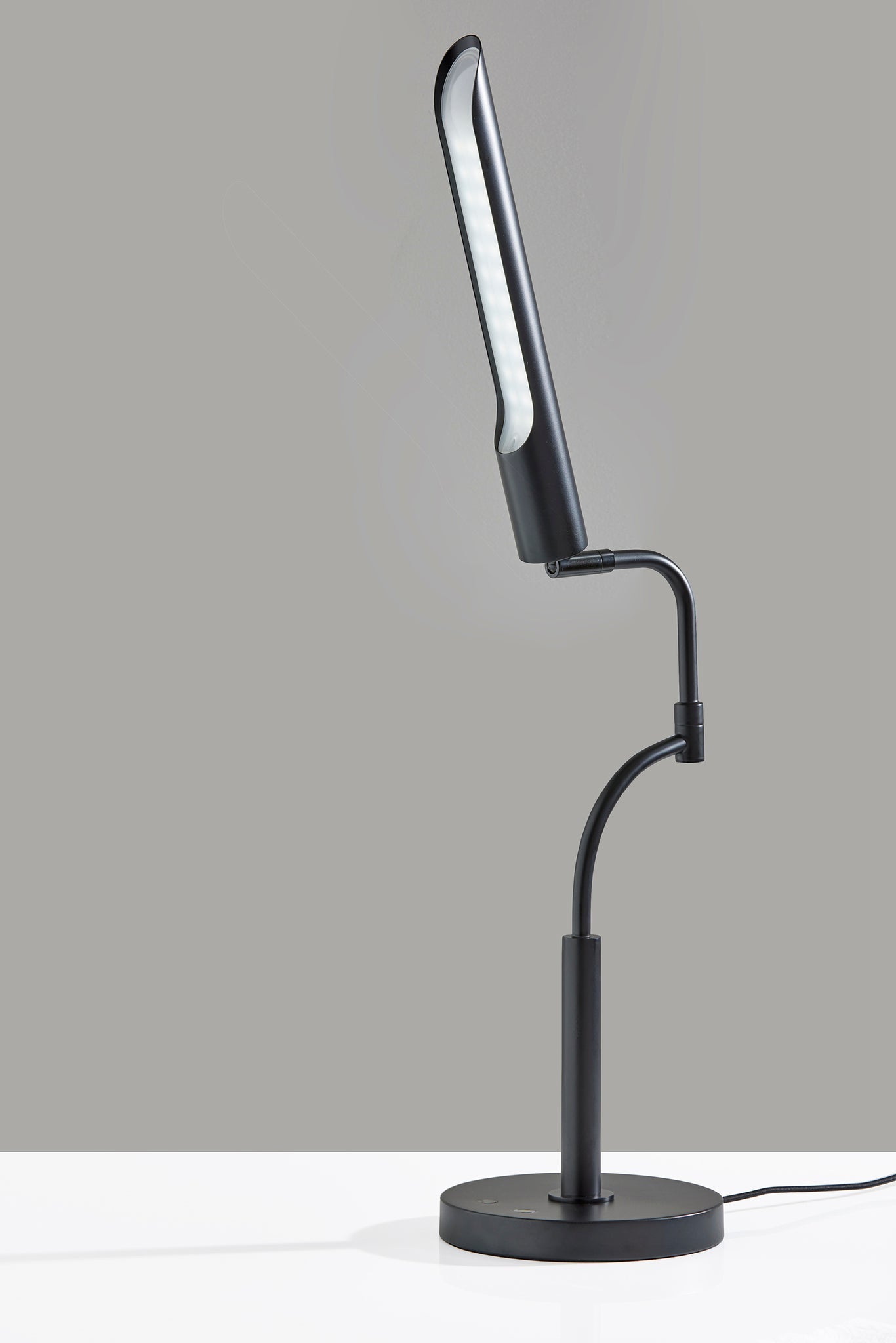 Zane LED Desk Lamp w. Smart Switch- Black-Lighting-DECOROLALA