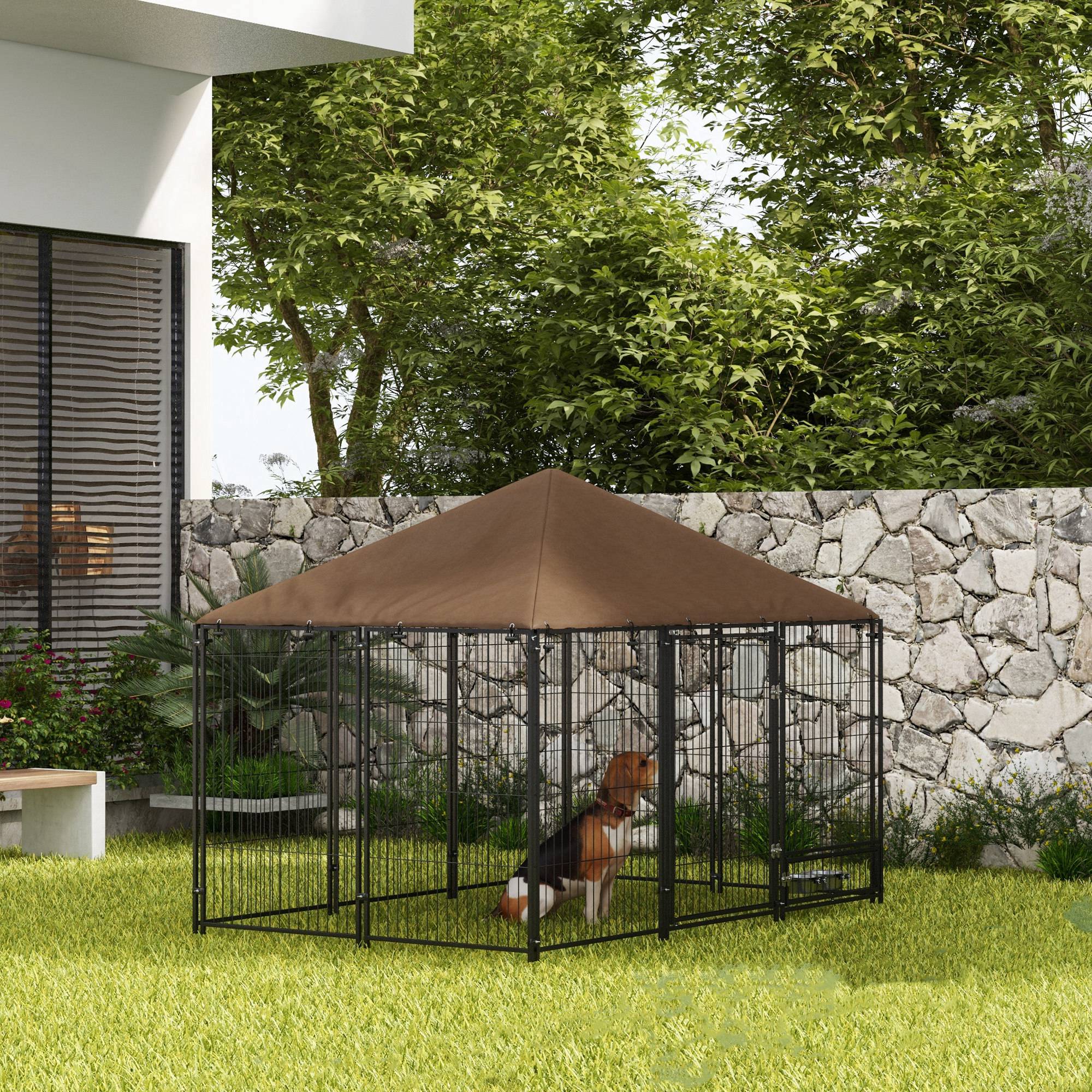 6,9' x 4,6' x 5' Chenil extérieur pour chien avec auvent, gamelles rotatives, café