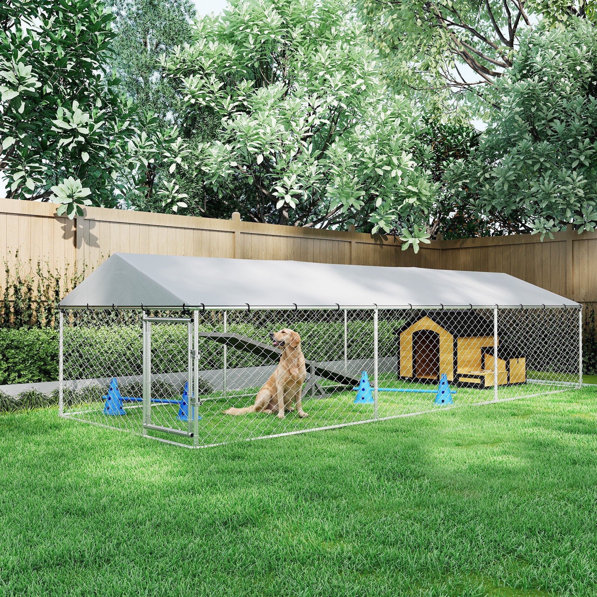 Chenil extérieur pour chien de 19.7' x 7.5' x 4.9', en acier galvanisé robuste avec grillage à mailles losangées et toit résistant aux UV, argenté